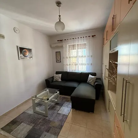 Heart Of The Apartment *